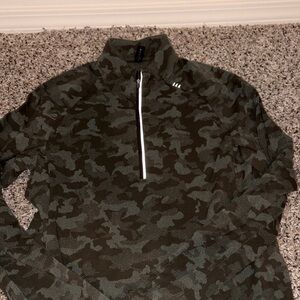 Green camo fleece half zip
